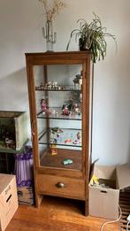 Oude vitrine kast, Huis en Inrichting, Kasten | Vitrinekasten, Ophalen, Zo goed als nieuw