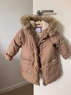 Winterjas van Zara maat 98, Kinderen en Baby's, Kinderkleding | Maat 98, Meisje, Ophalen of Verzenden, Jas, Zo goed als nieuw