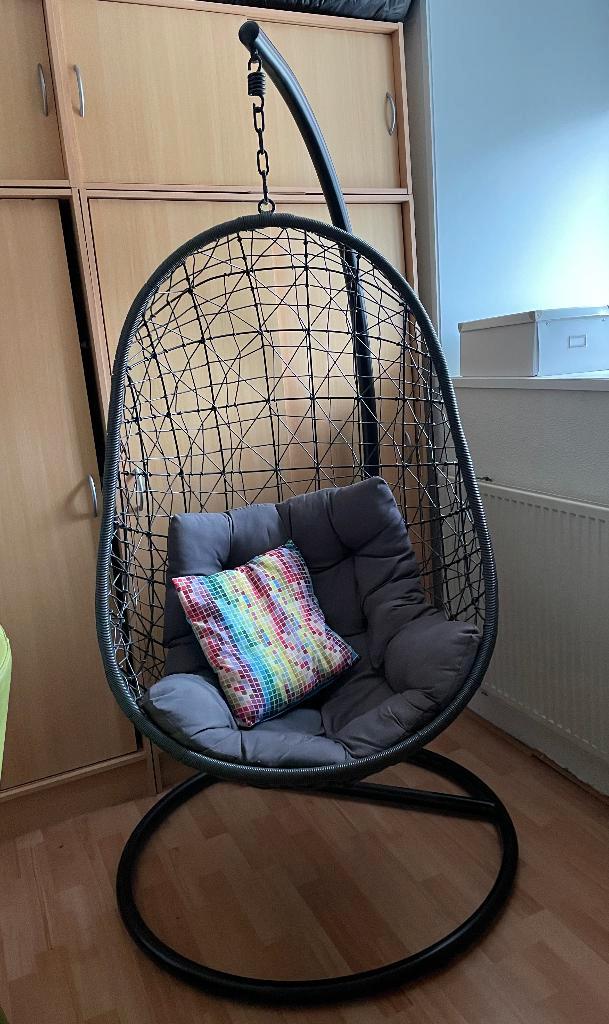 Hangstoel eistoel, Tuin en Terras, Tuinstoelen, Zo goed als nieuw, Metaal, Ophalen