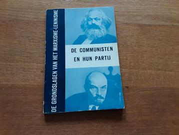 De Communisten en hun Partij beschikbaar voor biedingen