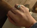 Zilveren Zegelring met Leeuw - Maat 18, Sieraden, Tassen en Uiterlijk, Ringen, Ophalen of Verzenden