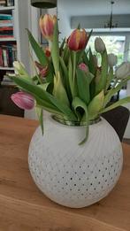 Vaas, glas met lichtroze afwerking, merk Handed by, Huis en Inrichting, Ophalen, Overige kleuren, Minder dan 50 cm, Glas