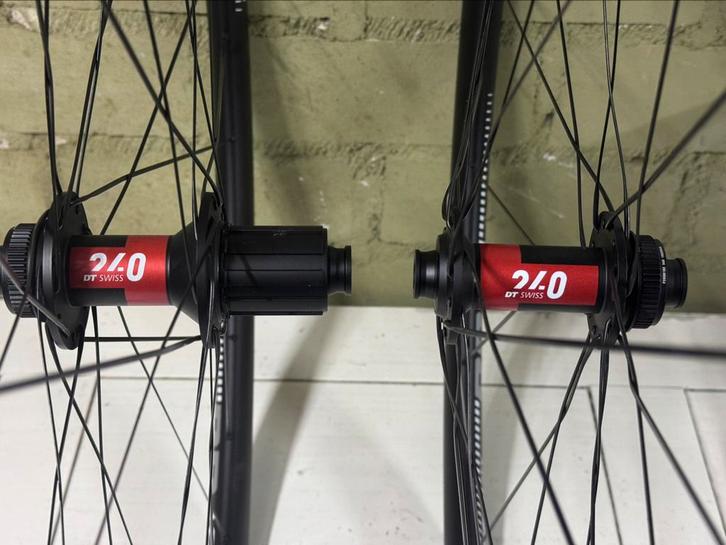 DT Swiss wielset – RR481 / 240 EXP / Aerolite – 1635 g, Fietsen en Brommers, Fietsonderdelen, Zo goed als nieuw, Racefiets, Wiel