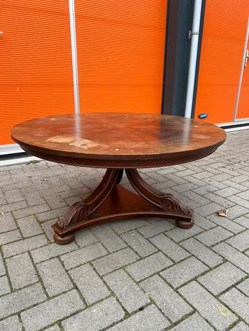 Te Koop : Antieke Salontafel Rond Salon Tafel Hout Export beschikbaar voor biedingen
