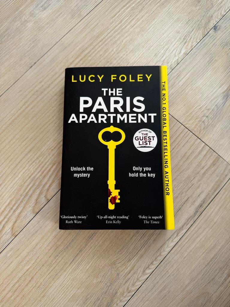 The Paris Apartment - Lucy Foley, Ophalen of Verzenden, Zo goed als nieuw, Nederland