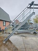 Stalen trap gegalv. Hoog 2,8 mtr. Nob182, Ophalen, Zo goed als nieuw, 2 tot 4 meter