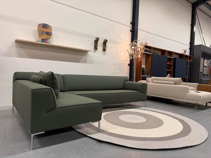 Nieuw Design on Stock Bloq Hoekbank Ploegwool groen Bank 300, Huis en Inrichting, Banken | Bankstellen, Nieuw, Hoekbank, Vierpersoons of meer