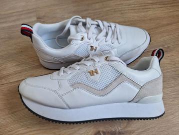 Nieuwe Tommy Hilfiger sneakers maat 40  beschikbaar voor biedingen