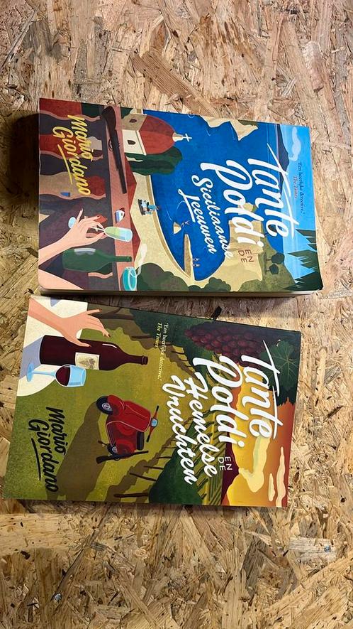 Deel1 & 2 Mario Giordano -Tante Poldi en de hemelse vruchten, Boeken, Detectives, Zo goed als nieuw, Ophalen of Verzenden