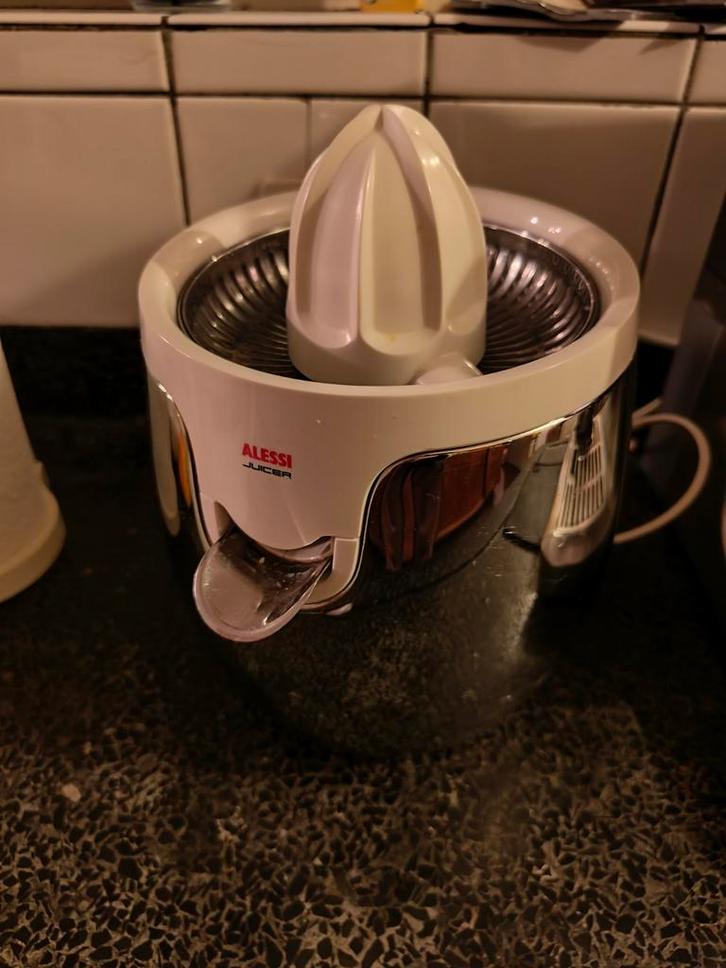 Alessi Citruspers - Stijlvol en Functioneel!, Witgoed en Apparatuur, Juicers, Zo goed als nieuw, Citruspers, Elektrisch, Ophalen of Verzenden