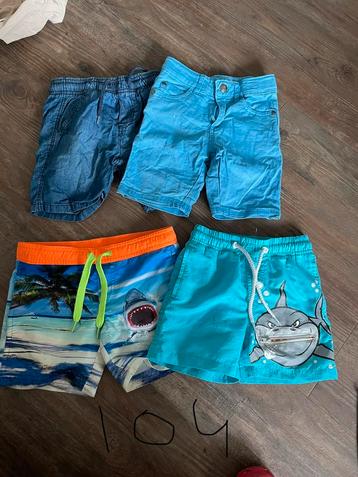 Zomerkleding pakket maat 98-104 beschikbaar voor biedingen