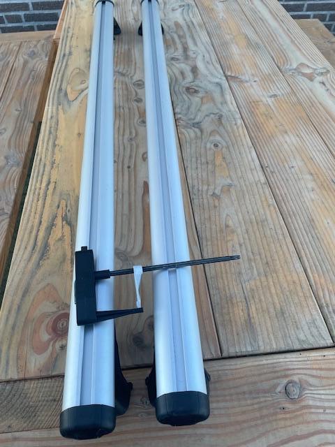 Originele Volvo v70 Dakdragers voor Dakrail., Auto diversen, Dakdragers, Gebruikt, Ophalen of Verzenden