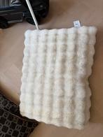Plaid H&M Home pompons cremé beige, Ophalen of Verzenden, Zo goed als nieuw