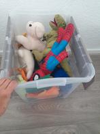 Doos vol speelgoed: dino's, voertuigen, knuffels, Ophalen, Gebruikt, Jongen of Meisje