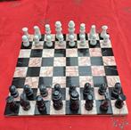 Marmeren schaakbord met marmeren stukken, Hobby en Vrije tijd, Gezelschapsspellen | Bordspellen, Een of twee spelers, Ophalen of Verzenden
