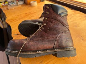 Red Wing Irish Setter hoge leren werkschoen steel toe mt 42  beschikbaar voor biedingen