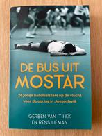 De Bus uit Mostar - Oorlog in Joegoslavië, Ophalen of Verzenden, 1945 tot heden, Gelezen, Overige onderwerpen