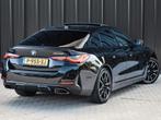 BMW 4 Serie Gran Coupé M440i X-DRIVE | 374 PK | NL-AUTO | M, 1800 kg, Euro 6, 109 €/maand, Zwart