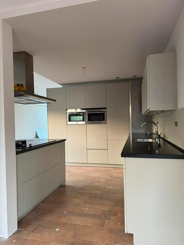Keuken wrappen met 5 jaar GARANTIE op Montage en Folie! beschikbaar voor biedingen