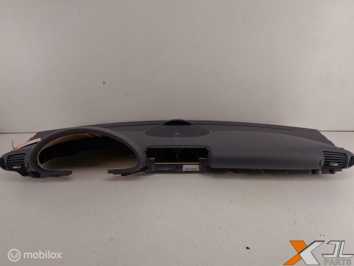 C-KLASSE W203 DASHBOARD LICHTGRIJS A2036800187 7E70, Auto-onderdelen, Dashboard en Schakelaars, Gebruikt, Ophalen of Verzenden