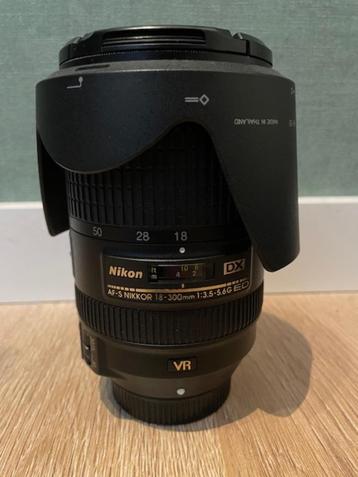 Nikon 18-300 1:3.5-5.6 G ED  beschikbaar voor biedingen
