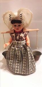 Klederdracht poppen uit NL en EUR (21stuks)., Verzamelen, Poppen, Ophalen of Verzenden, Gebruikt, Pop