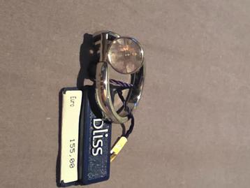 Ring met diamant in steentje  beschikbaar voor biedingen