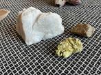 3 stenen / mineralen: o.a. zwavel steen en vuursteen, Ophalen of Verzenden, Mineraal