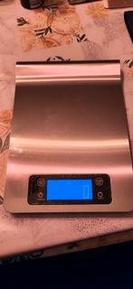 Veelzijdige digitale weegschaal zoekt nieuwe keuken, Witgoed en Apparatuur, Weegschalen, Ophalen of Verzenden, 1 tot 500 gram