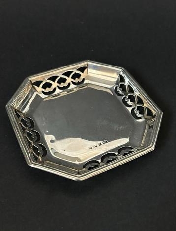 Zilveren Engelse Nut-Dish, 1959 beschikbaar voor biedingen