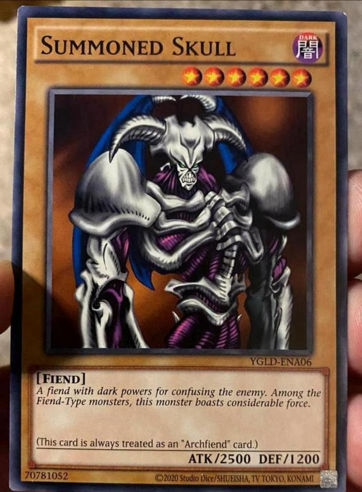Yu-Gi-Oh! Summoned Skull YGLD Print !, Hobby en Vrije tijd, Verzamelkaartspellen | Yu-gi-Oh!, Zo goed als nieuw, Losse kaart, Verzenden