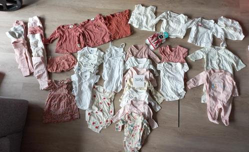 Kledingpakket baby (meisje) - Maat 50/56, Kinderen en Baby's, Babykleding | Maat 50, Zo goed als nieuw, Meisje, Ophalen