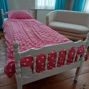 1 persoons bed 80 x 220 cm, vintage wit beschikbaar voor biedingen