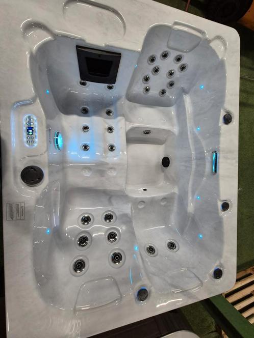 💦‼️NIEUWE SPA 3 pers ‼️💦VANDAAG NOG BEZORGD 🚛, Tuin en Terras, Bubbelbaden en Hottubs, Gebruikt, Filter, Ophalen of Verzenden