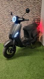 Senzo Riva Lux brommer vespa look 2024! Fulloptions, Overige modellen, Ophalen of Verzenden, Zo goed als nieuw