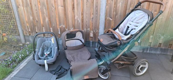 Kinderwagen mutsy nio met reiswieg luiertas maxicosi isofix, Kinderen en Baby's, Kinderwagens en Combinaties, Gebruikt, Mutsy