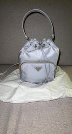 Prada Duet Re-nylon Bucket Bag nieuw tas origineel, Sieraden, Tassen en Uiterlijk, Tassen | Damestassen, Nieuw, Overige typen