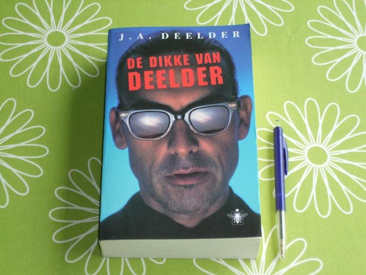 De dikke van Deelder - verhalenbundel - Jules Deelder, Boeken, Romans, Zo goed als nieuw, Nederland, Ophalen of Verzenden