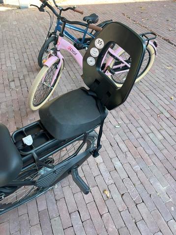 Fietsstoeltje Achter - Zo Goed Als Nieuw beschikbaar voor biedingen