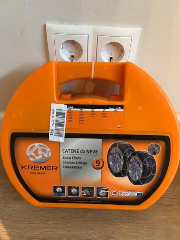 Sneeuwkettingen  beschikbaar voor biedingen