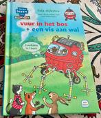 AVI-START 2 VERHALEN VUUR IN HET BOS + EEN VIS AAN WAL, Ophalen of Verzenden, Zo goed als nieuw, Fictie algemeen