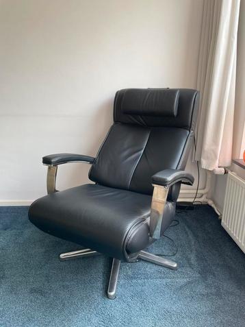 Prominent elektrische relaxfauteuil beschikbaar voor biedingen