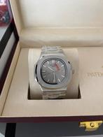 Patek Philippe grijs/beige, Sieraden, Tassen en Uiterlijk, Horloges | Heren, Overige merken, Staal, Polshorloge, Nieuw
