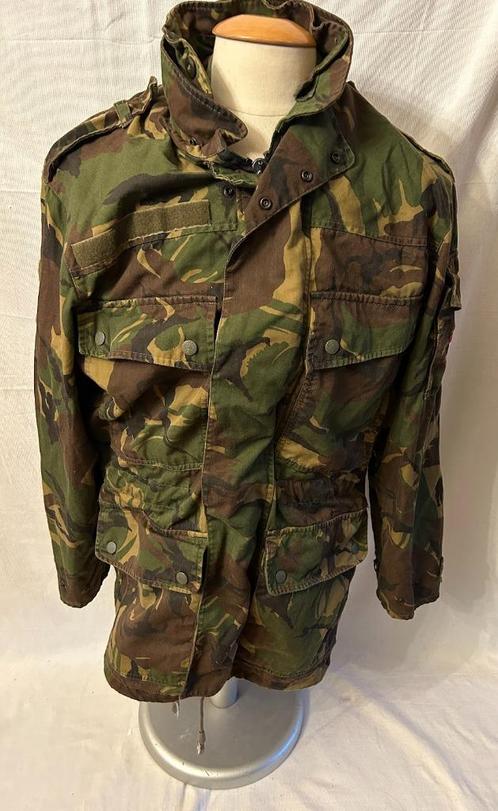 KL Woodland camouflage winter parka, Verzamelen, Militaria | Algemeen, Landmacht, Kleding of Schoenen, Nederland, Verzenden