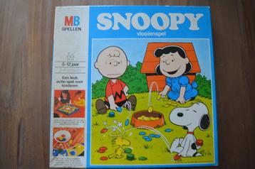 snoopy vlooienspel beschikbaar voor biedingen