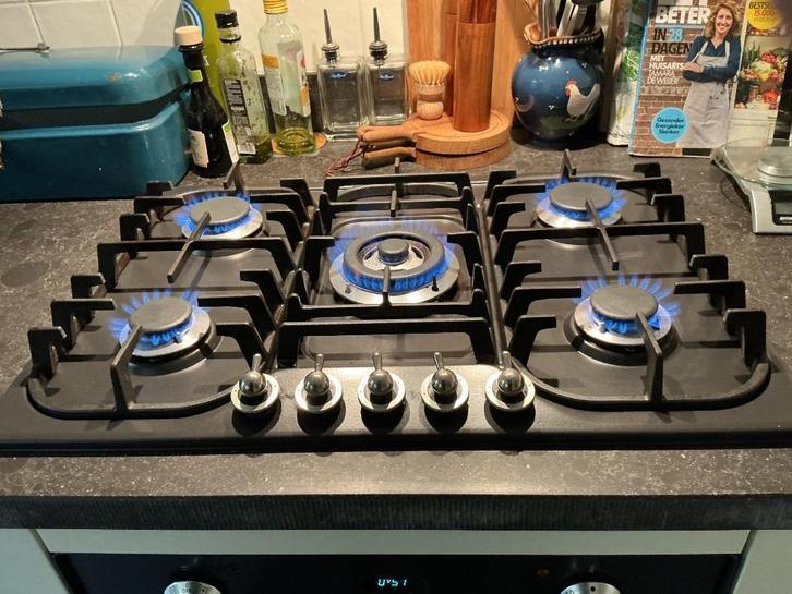 Gaskookplaat, Witgoed en Apparatuur, Kookplaten, Gebruikt, Inbouw, Gas, 5 kookzones of meer, Ophalen