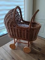 Rieten popppenwagen, Kinderen en Baby's, Speelgoed | Poppen, Ophalen of Verzenden, Zo goed als nieuw, Babypop