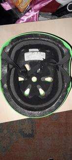 Groene Helm voor Skaten/Steppen, Ophalen, Gebruikt, Jongen of Meisje