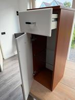 2 badkamer kastjes aangeboden, Huis en Inrichting, Badkamer | Badkamermeubels, Ophalen, (Half)hoge kast, Minder dan 50 cm, Gebruikt