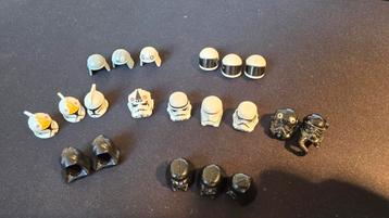 Diverse originele Lego Star Wars hoofddeksels.  beschikbaar voor biedingen